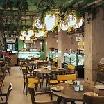 ホテル Anjeliq Downtown Boutique アランヤ