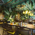 ホテル Anjeliq Downtown Boutique 3*