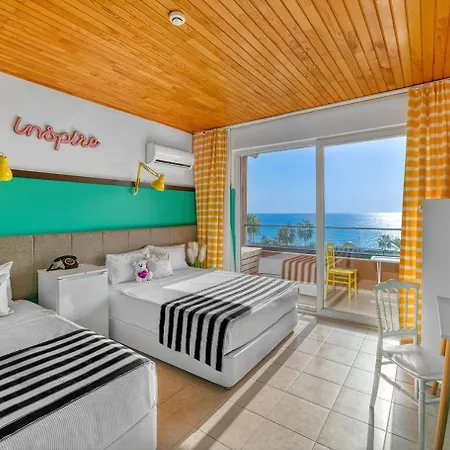 Anjeliq Downtown Boutique 3*