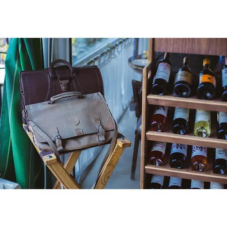 Anjeliq Downtown Boutique 알란야