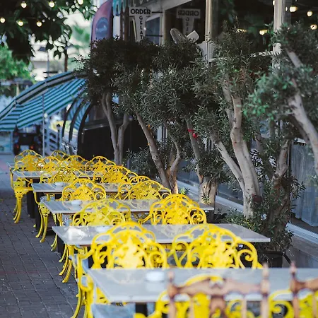 Anjeliq Downtown Boutique 알란야
