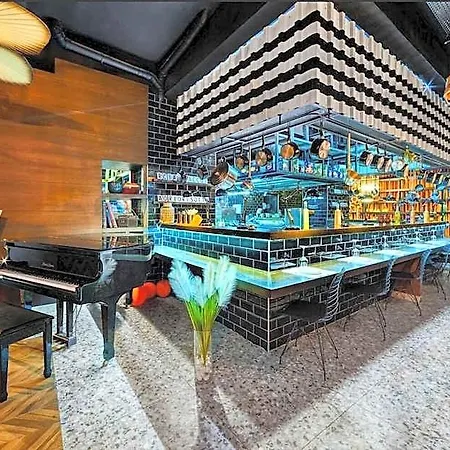 Anjeliq Downtown Boutique Αλάνια