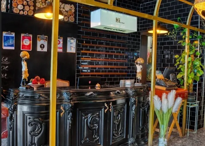 Anjeliq Downtown Boutique