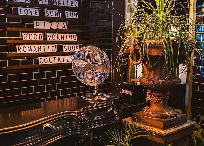 Anjeliq Downtown Boutique