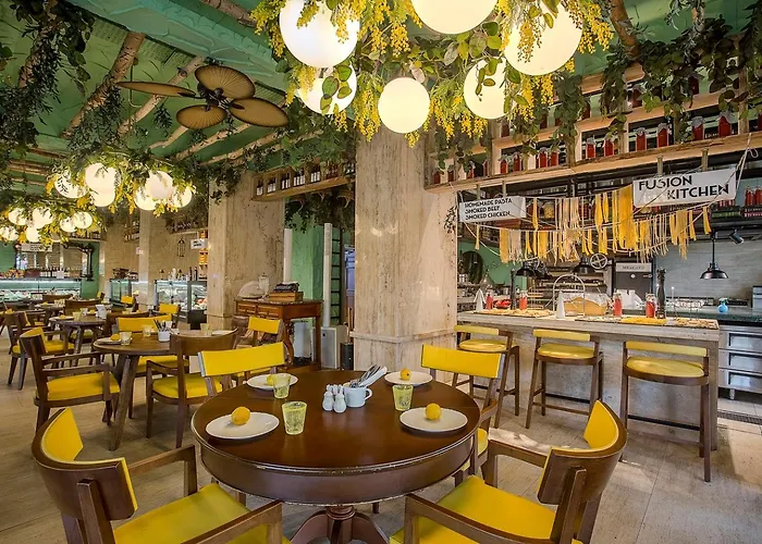 Anjeliq Downtown Boutique 3*