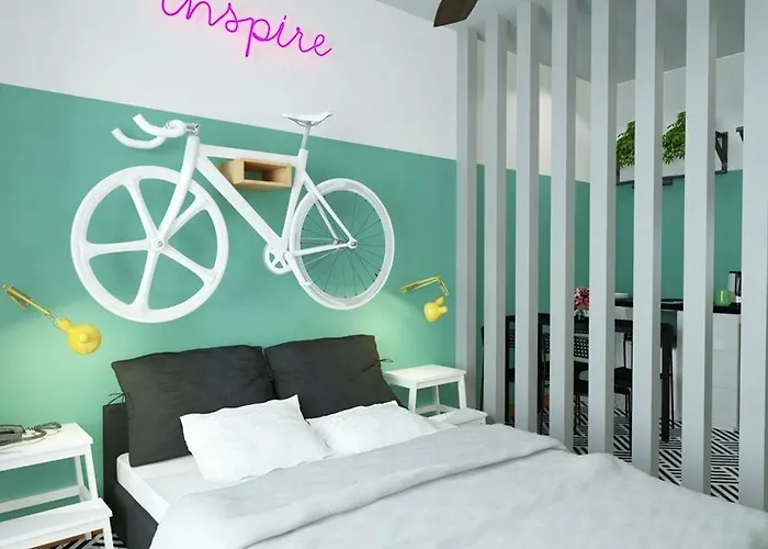 Anjeliq Downtown Boutique 3*